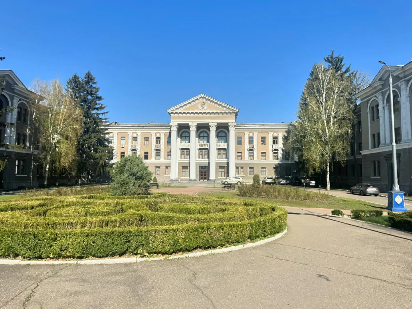 Корпус санатория «Конча-Заспа», где работает центр «РУТА»